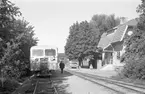 Motorvagn vid Ölands Skogsby järnvägsstation.