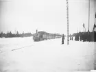 Stationen togs i bruk 1915.
Eksjö - Österbymo Järnväg, EÖJ Lok 1 med vagnar.