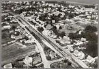 Flygfoto över Förslövsholm med stationsområdet i mitten.