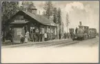 Malmtåg vid Polcirkeln station på Malmbanan. Statens Järnvägar, SJ Ga 159 