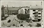 Stadsvy över Hässleholm med järnvägsstationen i bakgrunden.