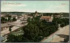 Vy över Växjö med Växjö Domkyrka i bakgrunden.