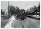 Snöröjning med tjänstevagn i Ankarsrum.