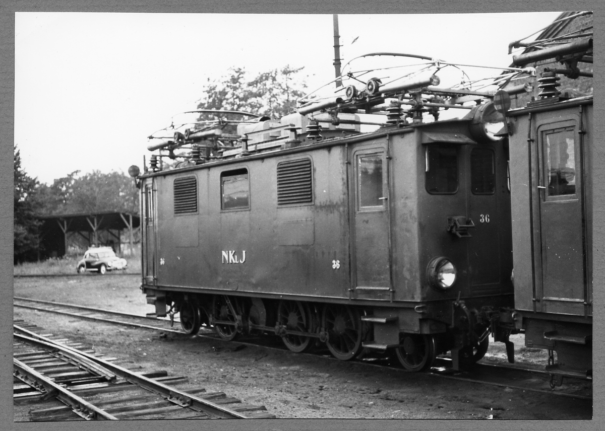 Nordmark-Klarälvens Järnvägar, NKlJ ellok 36 vid Karlstad Östra station.