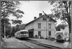 Statens Järnvägar, SJ rälsbusståg vid Hjo station.