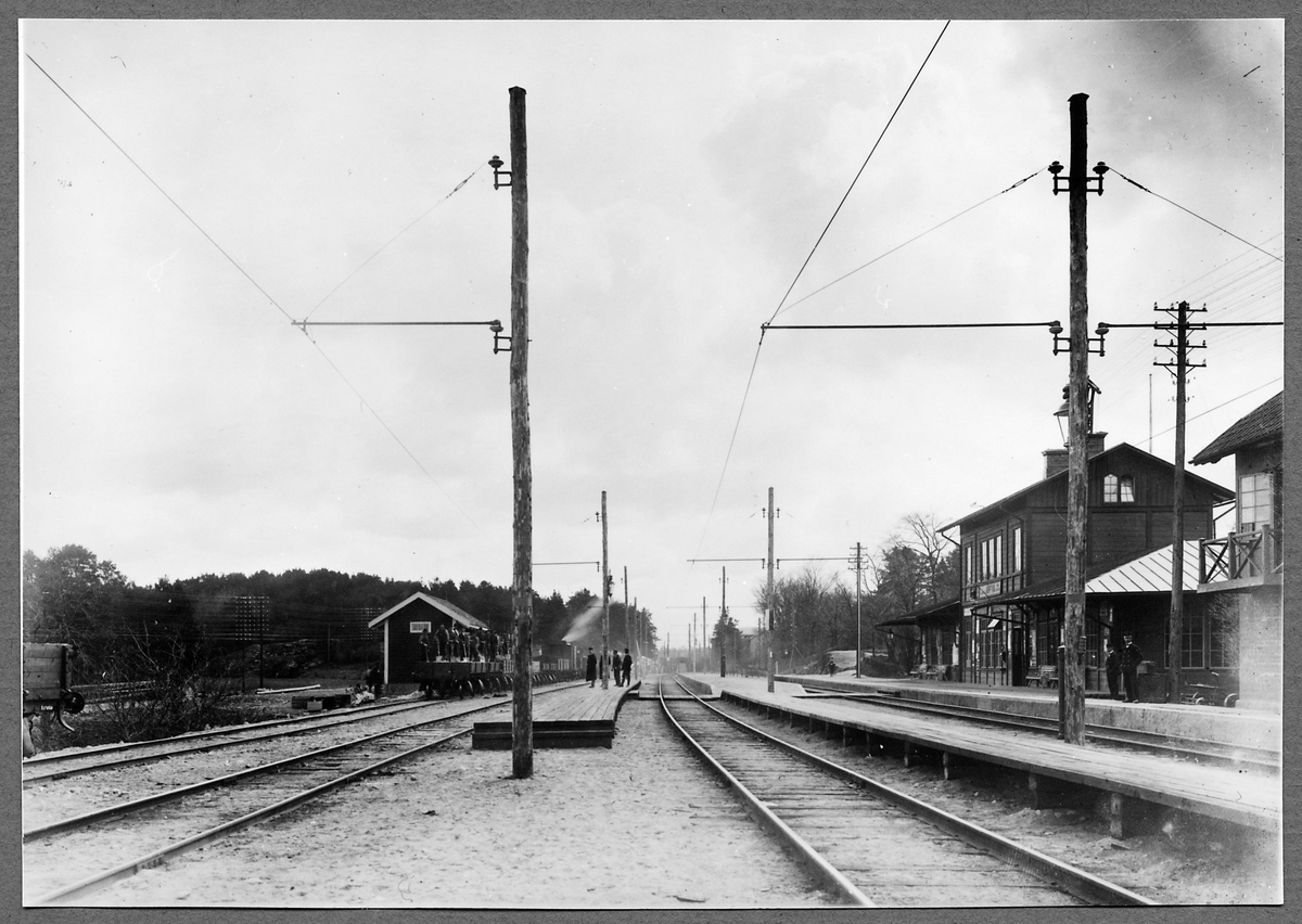 Ulriksdals station som tidigare hette Järva.