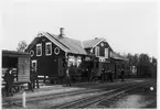 Strömsdals station med Sävsnäs Järnväg, SVJ lok 2 