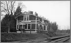 Stationen öppnad 1866 med tvåvånings stationshus i trä. Stationshuset tillbyggdes 1939. Stationen nedlagd omkring 1965.