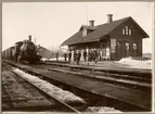 Björnlunda station,Fotot taget vintern 1902-1903.
Stationshus från 1861. SJ Ta 663