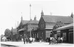 Borås nedre station på med personal på 1920-talet.