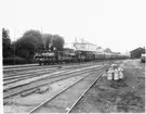 Borås Övre station. Kungatåg med BHJ lok 3 och 6 den  22 Juli 1913.