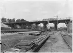 Särlabron i Borås. Byggmästaren A. I Petersson från Småland, Rydaholm. Byggde bron sommaren 1919 öppnades 4 Juli 1919.