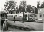 8 augusti 1964 Deje. Möte mellan Uddeholmarna. NKlJ Yoap. 
1946-11-01 övertog SJ stationshuset från NKlJ sedan det gamla BJ-stationshuset brunnit. Stationen anlades 1879. Nuvarande stationshus uppfördes 1946-48. Den gamla stationen brann ned 1947. Tvåvånings putsat stationshus..
NKlJ , Nordmark - Klarälvens Järnväg.