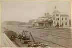 Frövi 1874 station och bangård med järnvåg.