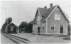 Grönskåra station