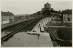 Nya viadukten för Västkustö Borås banorna. Skansen Lejonet i bakgrunden.