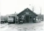 Ljusfallshammar stationshus och lastbrygga.