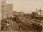 Stockholm Centralstation, bangården vid Kungsbron. Utsikt från fönstret på sydliga magasins expeditionshus.