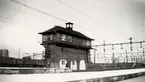 Göteborg Centralstation, ställverk. Till vänster om ställverkshuset syns ett Ub lok.