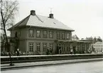 Resenärer på Karlsborgs Järnvägsstation