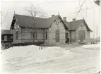 Skåne - Hallands Järnväg, SHJ. Troligen ses Stationsföreståndare  Albin Segersson på bilden som var aktiv mellan 1924 - 1928.