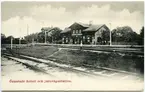 Öxnered station och järnvägshotell. Bergslagernas Järnväg, BJ. Stationen till höger på bilden.