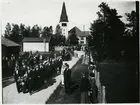 Begravning, vid Arvidsjaur kyrka, av olycksoffren från tågolyckan i Moskosel som inträffade den 27 juni 1935.