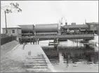 Provbelastning av svängbro över kanalen i Jönköping, Statens Järnvägar, SJ B 1143, SJ Q9 1041.