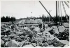 Bropelare byggs till Skellefteälvsbron på linjen mellan Sorsele och Arvidsjaur vid Slagnäs.