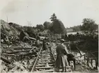 Tågolycka vid Getå den 1 oktober 1918 där bland annat, Statens Järnvägar, SJ F 1200 rasade nedför slänten efter ett banvallsras.