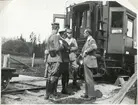 Bombning vid Svartälvs Järnväg.
Statens Järnvägar SJ Bo4 1505, personvagn som användes som övningsobjekt vid bombning.