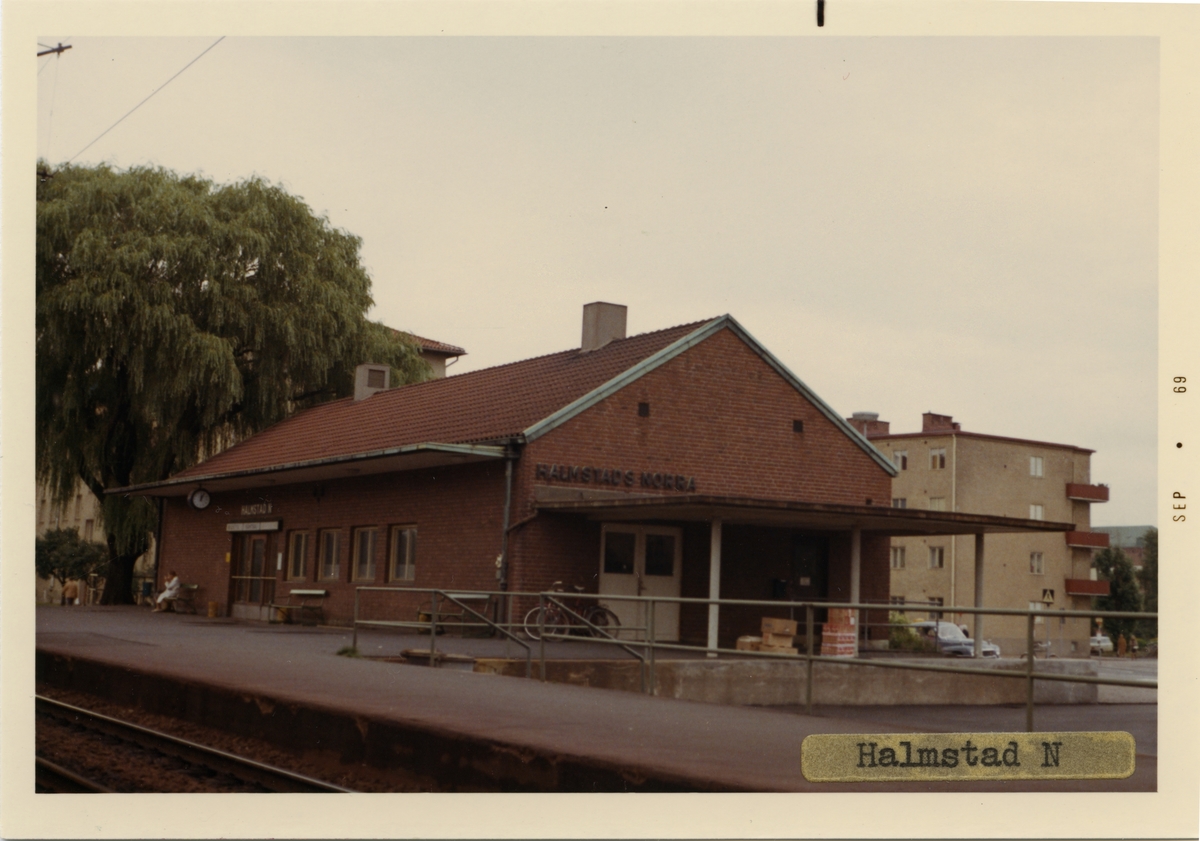 Hållplats under Halmstad Central.