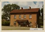 Dalby station 1971. Malmö - Tomelilla Järnväg, MöTöJ. Stationen öppnades  1893. Stationshuset byggdes 1893. Gick över till Statens Järnvägar, SJ 1943.