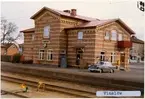 Stationen byggd 1865 av CHJ, 1955 ersattes magasinet från 1865 av ett nytt magasin. 1973 revs en banvaktsstuga vid östra utfarten.Till SJ 1944. Elektrifeiringen kom 1955. En Opel kapitän står på plattformen nummer T 51 100,