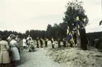 Ceremoni vid återinvigningen av minnesstenen vid Lyckan.