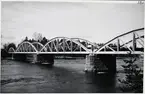 Järnvägsbron vid Älvkarleö.
