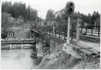 Svängbara järnvägsbron vid Stäket, på sträckan mellan Stäket och Kungsängen.
