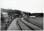 Stäket järnvägsstation sedd från bron.