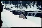 Städning efter urspårning 1967 två km norr om Gravendal.