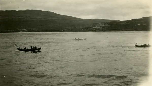 Vaktbåt. Timannafar. Kapproing på Færøyene.