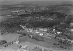 Flygfoto över Linderås i Tranås kommun. Nr L 847.