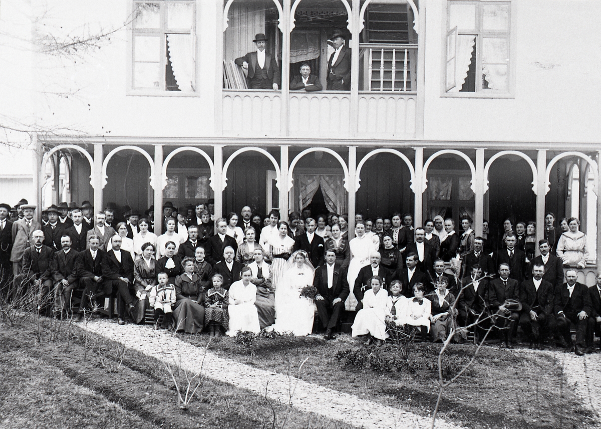 Bryllup ved Fagerlid hotell, Vang, 27.mai 1917.