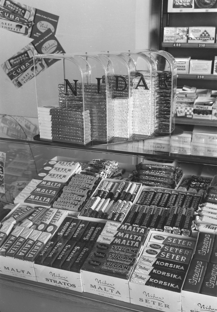 Butikkreol med produkter fra Nidar Chokoladefabrik A/S