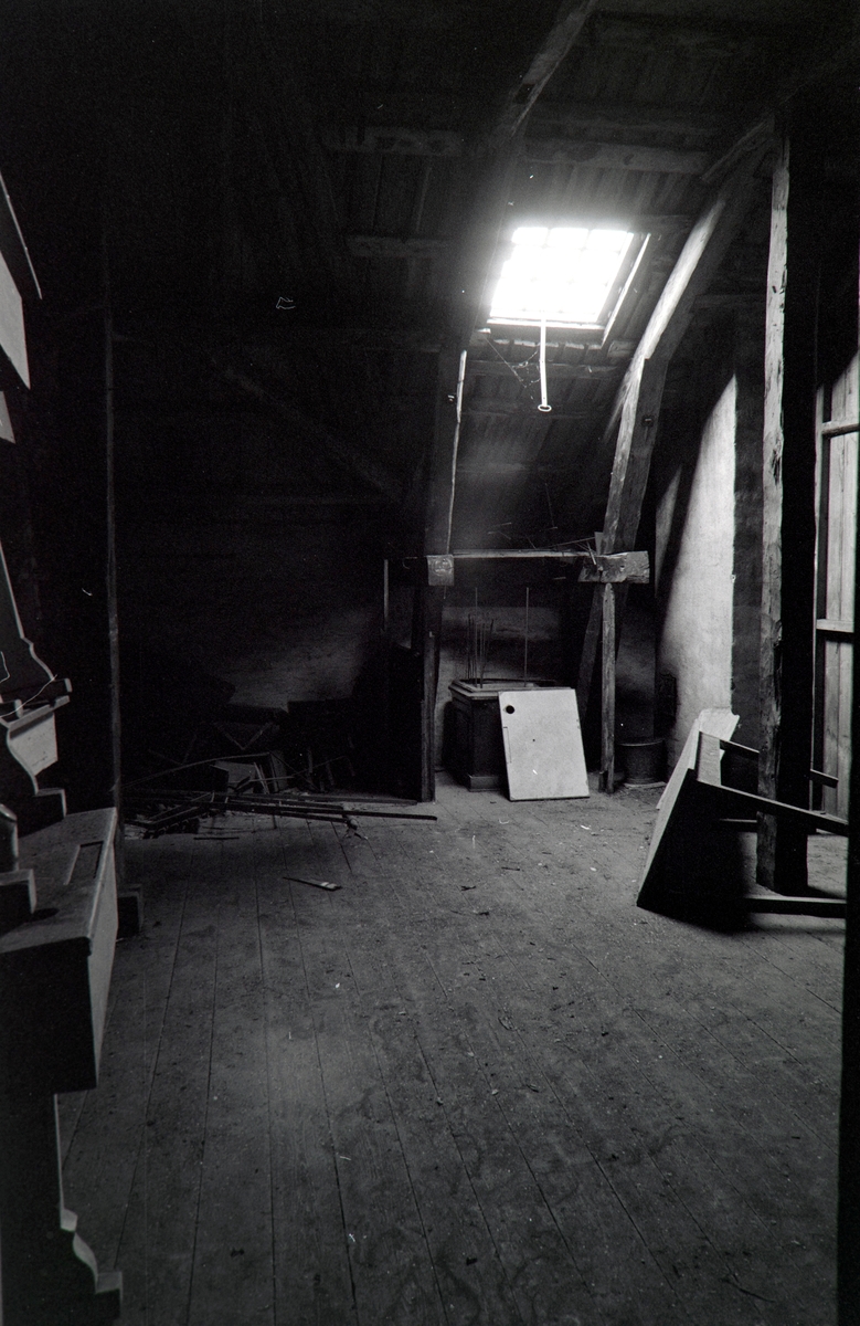 HAMAR KATEDRALSKOLE. LOFTROM MOT NORD