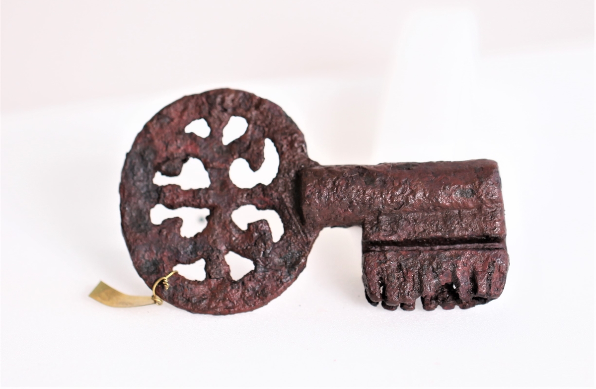 Nøkkel av jern fra middelalder funnet på Østre Kraby.