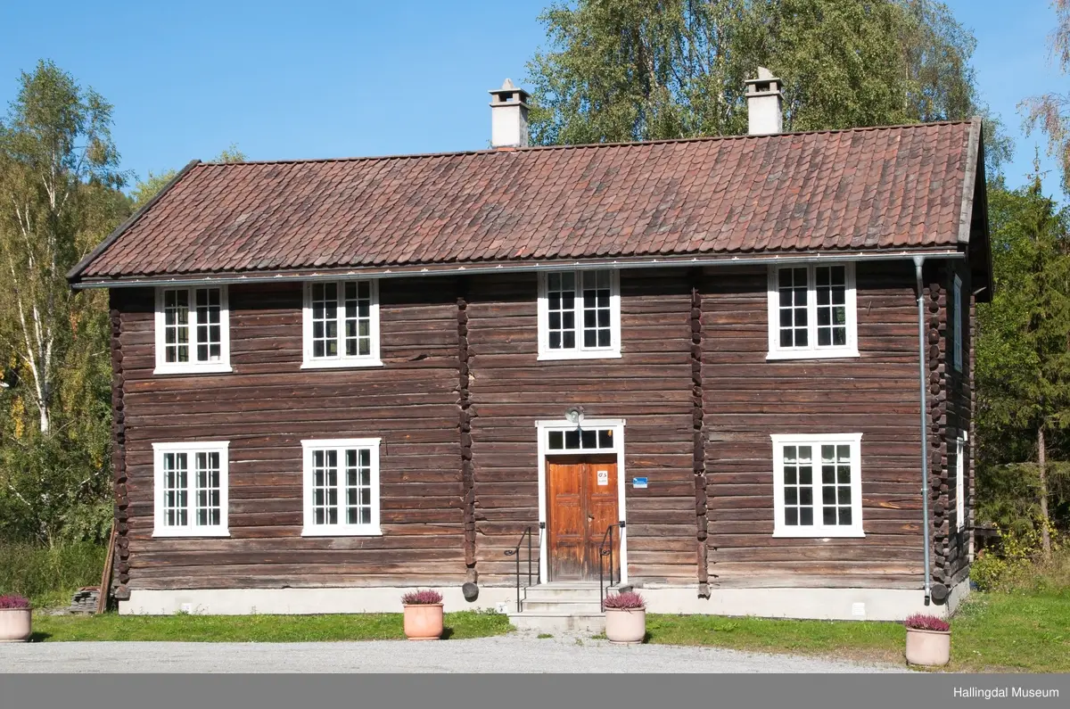 Høvahuset