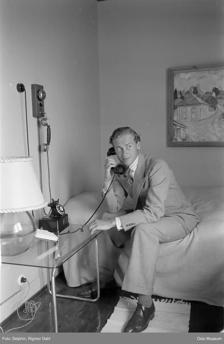 portrett, mann, skuespiller, sittende helfigur, telefon