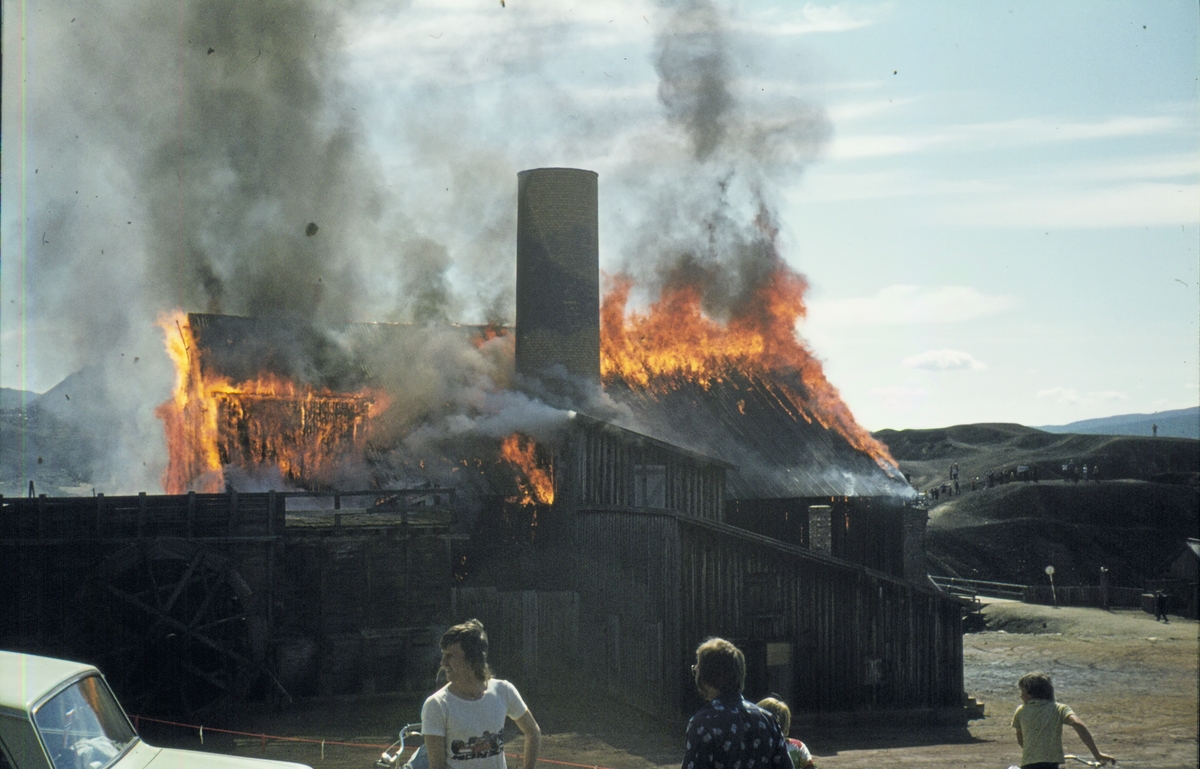 Brann i smeltehytta på Røros, lørdag 19. juli 1975