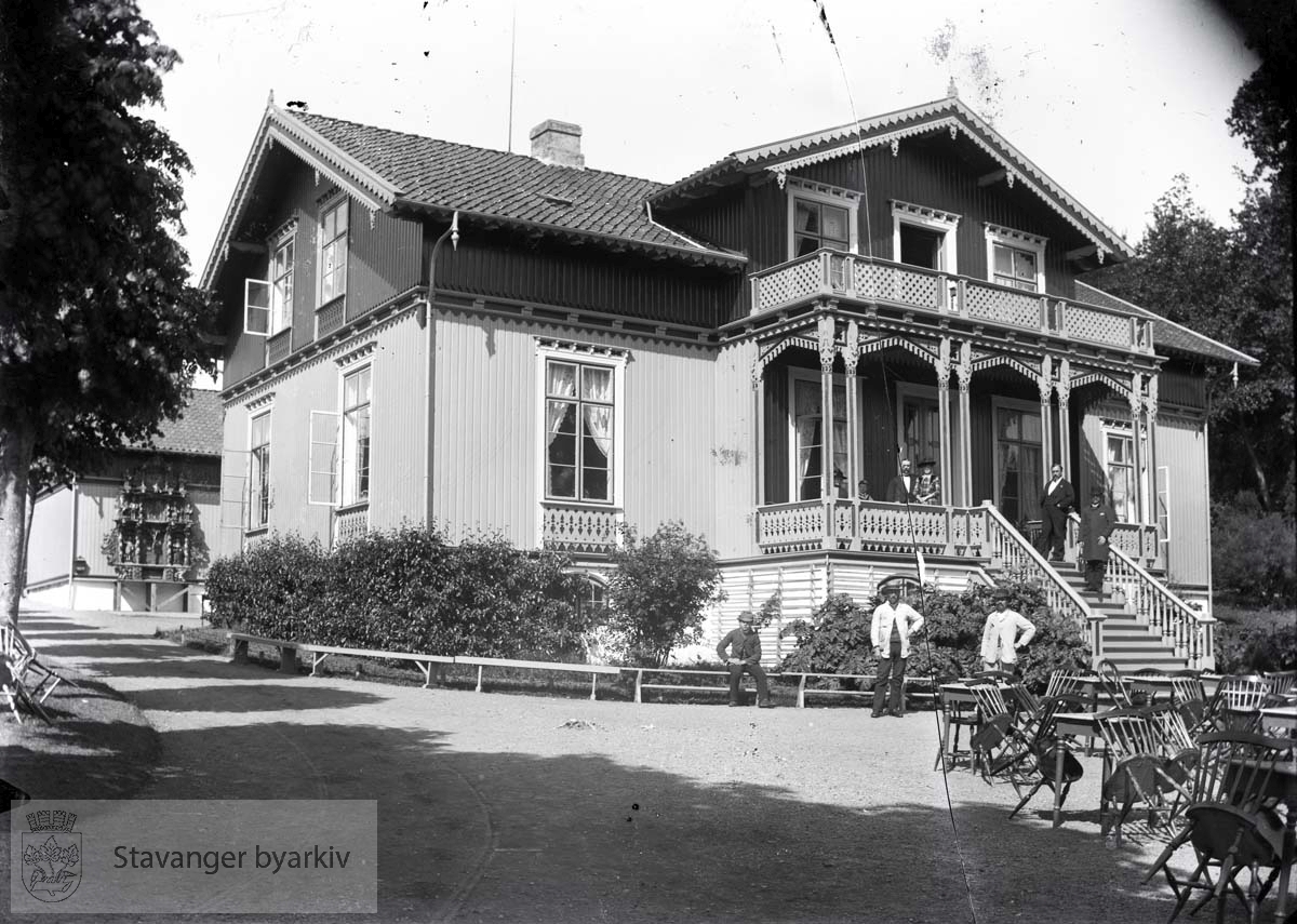 Hovedbygningen på Bjergsted -Stavanger byarkiv / DigitaltMuseum