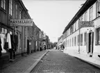 Kvarteren Kransen och Svalan längs Dragarbrunnsgatan, Uppsala